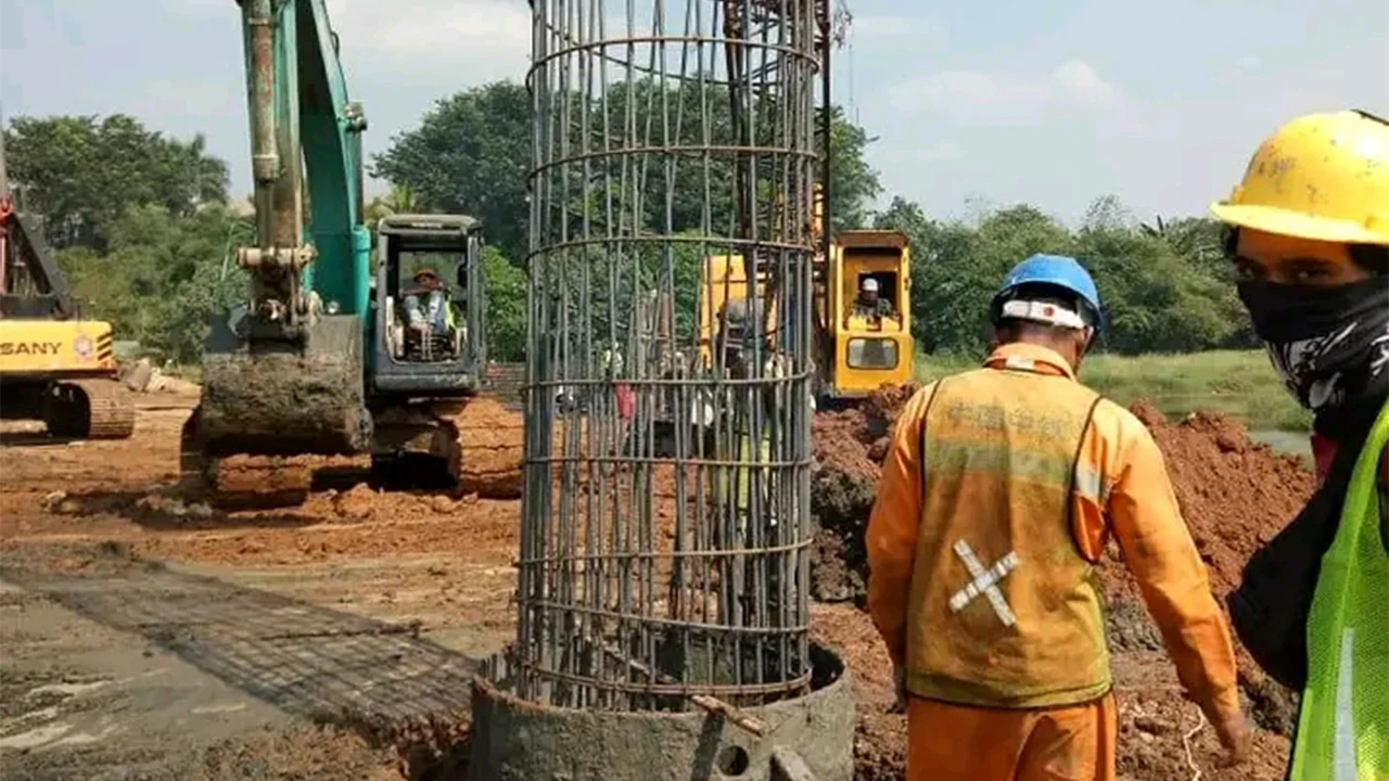 jasa-bore-pile-strauss-pile-andi-karya-pondasi-akp-16-9-12