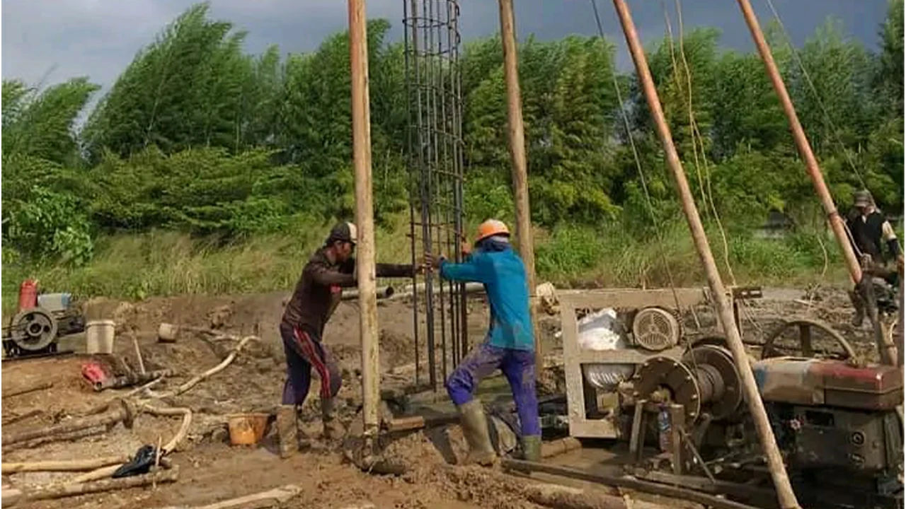 jasa-bore-pile-strauss-pile-andi-karya-pondasi-akp-16-9-33